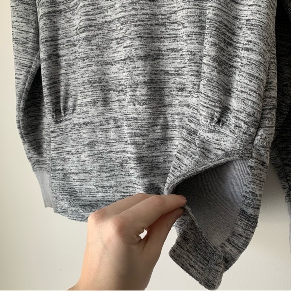 ATHLETA Women's Pullover Sweater Gray Marled Long Sleeve Cowl Neck Size L - Picture 3 of 8